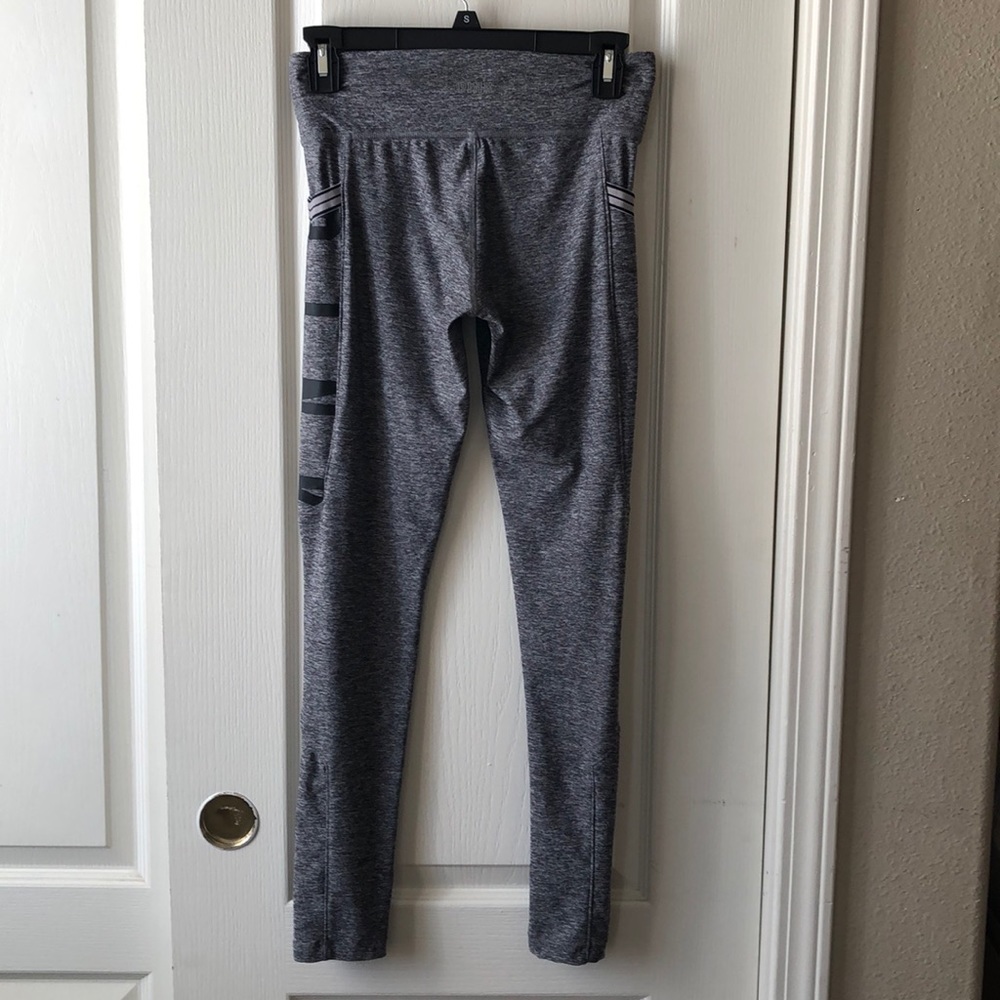 VS Pink leggings sz xs - Picture 5 of 6